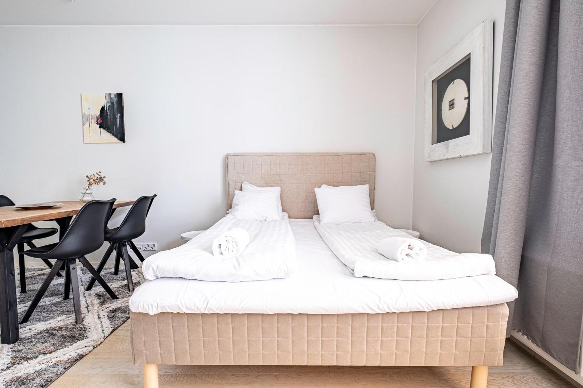 הלסינקי Nice Studio Apartment On A Pedestrian Street מראה חיצוני תמונה
